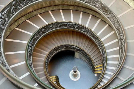 Small-Group Guided Tour of Trastevere & its Undergrounds