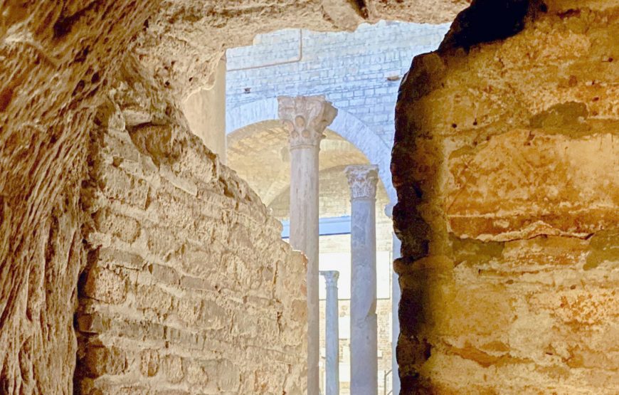 Small-Group Guided Tour of Trastevere & its Undergrounds